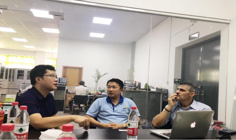 Italy University professor visits Drawell 2019343